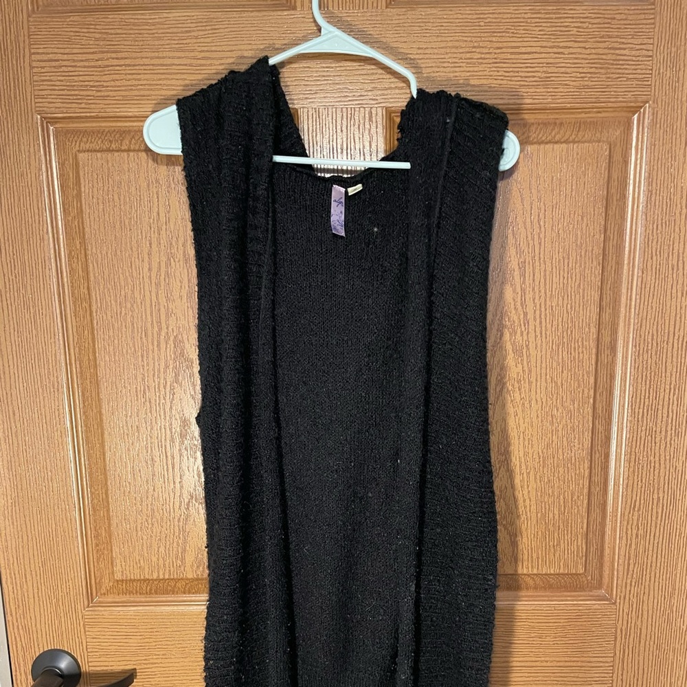 Hooded long cardigan vest from Francesca’s size medium